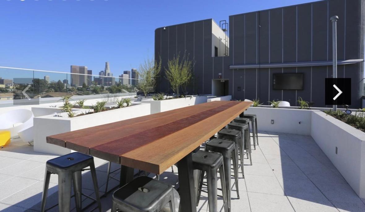 Downtown Los Angeles Skyline Balcony View Modern Penthouse Exterior photo